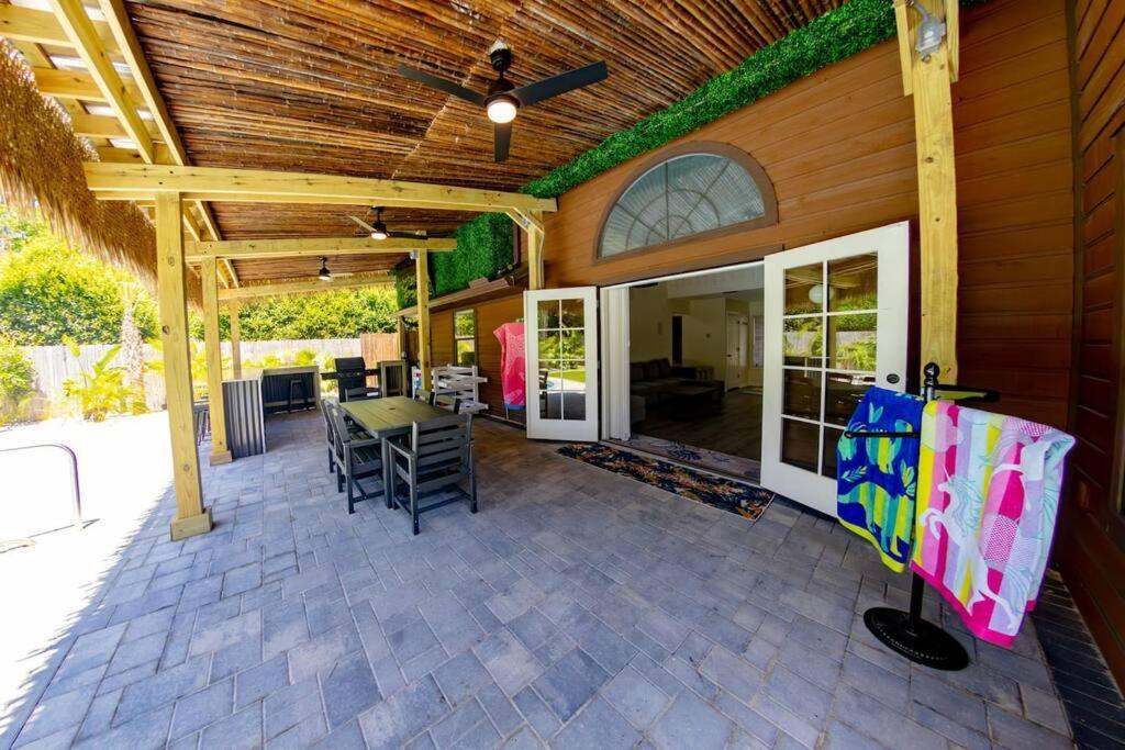 Tropical Oasis, Tiki Bar, Pool, Mini Golf, Hot Tub Villa Panama City Beach Exterior photo